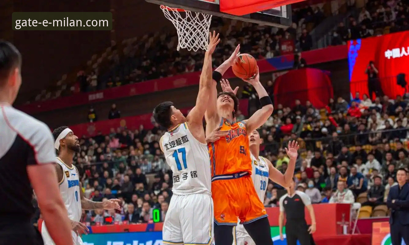 CBA榜首大战最新动态：上海客场大胜天津，十二连胜彰显统治力